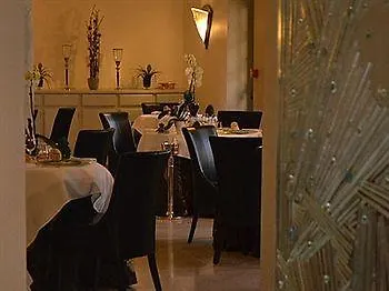 Logis L'Auberge - Maison Glenn Anna Saint Anne-dʼAuray 3*,